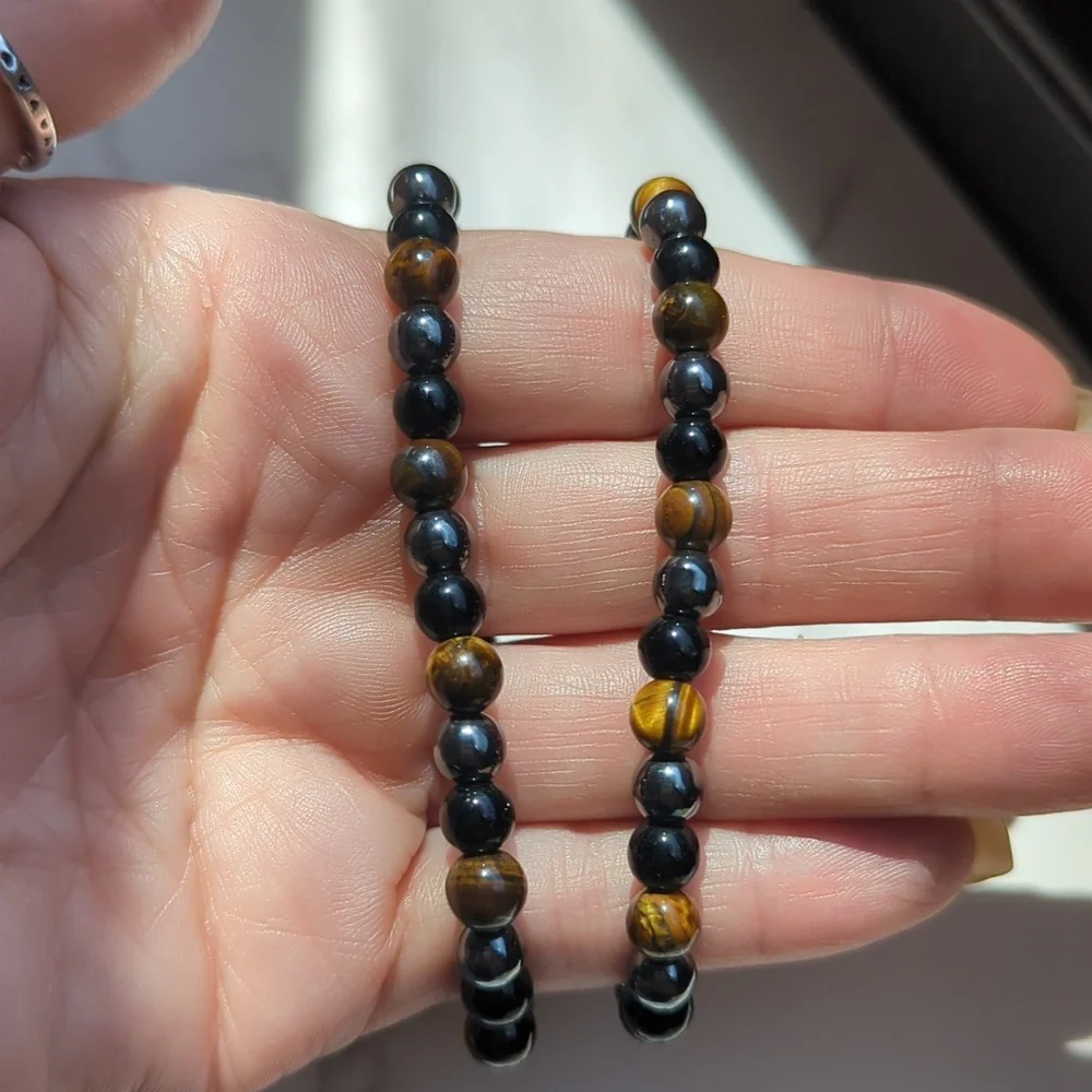 None 6mm beads